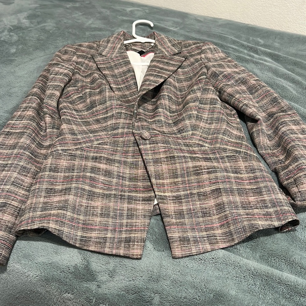 White House/ plaid blazer/size 00